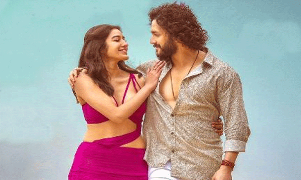 മമ്മൂട്ടി അഖില്‍ ചിത്രം ഏജന്റ് ഏല്‍ക്കുന്നില്ല ; ഇങ്ങിനെ പോയാല്‍ എട്ടുനിലയില്‍ പൊട്ടും ; ഓപ്പണിംഗ് ദിവസം കിട്ടിയ കളക്ഷന്‍ 7 കോടി 