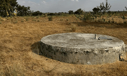 ഈ ഗ്രാമത്തിലേക്ക് കെട്ടിക്കൊണ്ടു വന്നാല്‍ സ്ത്രീകള്‍ കിണറ്റില്‍ ചാടും ; ഇന്ത്യാ-പാക് അതിര്‍ത്തിയിലെ  പ്രദേശത്തെ ആണുങ്ങളുടെ പ്രധാന പേടി ഭാര്യമാരുടെ ആത്മഹത്യകള്‍...!!