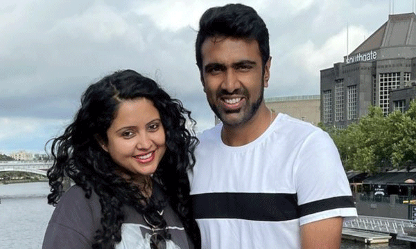 അവന് എന്നോടുള്ള പ്രേമം സ്‌കൂളില്‍ മുഴുവന്‍ പാട്ടായിരുന്നു ; ഇന്ത്യന്‍ സ്പിന്നര്‍ അശ്വിനുമായുള്ള പ്രണയകാലം ഓര്‍ത്തെടുത്ത് പ്രീതി 