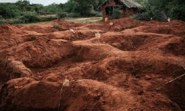 മതപുരോഹിതന്റെ വാക്കുകേട്ട് ദൈവത്തെ കാണാന്‍ പട്ടിണി കിടന്നു; മരിച്ചവരില്‍ പലരുടേയും ശരീരത്തില്‍ അവയവങ്ങളില്ലെന്ന് കണ്ടെത്തല്‍