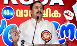 മന്ത്രി വി. അബ്ദുറഹ്മാൻ സിപിഎം അംഗത്വം സ്വീകരിച്ചു; തിരൂർ ഏരിയ കമ്മിറ്റിയിൽ ഉൾപ്പെടുത്തിയേക്കും

