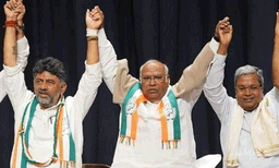 പ്രശ്നപരിഹാരത്തിന് ഫോര്‍മുല നിര്‍ദേശിച്ച് സിദ്ധരാമയ്യ ; ആദ്യത്തെ രണ്ടുവര്‍ഷം താനും പിന്നീട് ഡി. ശിവകുമാറും