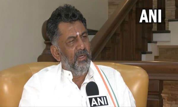 ഈ ജന്മദിനത്തില്‍ ഡി.കെയ്ക്ക് ഇരട്ടി മധുരം; ഡല്‍ഹിക്ക് പോകുന്നതില്‍ അനിശ്ചിതത്വം
