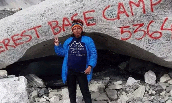 പേസ്‌മേക്കര്‍ ഘടിപ്പിച്ച ഹൃദയവുമായി എവറസ്റ്റ് കീഴടക്കാനെത്തി: ദൗത്യത്തിലേക്ക് എത്തും മുന്‍പേ  മരണത്തിന് കീഴടങ്ങി ഇന്ത്യക്കാരി