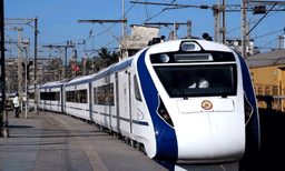 വന്ദേ ഭാരത് എക്സ്പ്രസിന് നേരെ വീണ്ടും കല്ലേറ്; സംഭവം  ചോറ്റാനിക്കരക്ക് സമീപം 