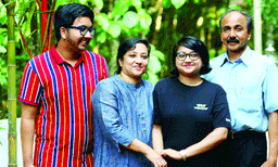 പരിശീലനത്തിന് പോകാതെ ഗഹന മുന്‍വിധികളെയെല്ലാം തെറ്റിച്ചു ; ഒറ്റയ്ക്കു പൊരുതിനേടിയത് ആറാം റാങ്ക് ; സിവില്‍ സര്‍വീസ് പരീക്ഷ ബാലികേറാ മലയല്ലെന്ന് തെളിയിച്ചു