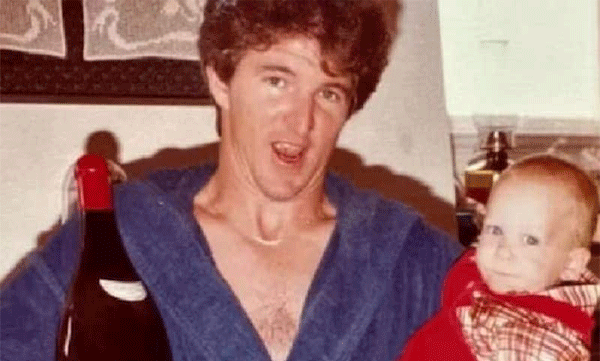  അമ്പത് വര്‍ഷങ്ങള്‍ക്ക് മുന്‍പ്  20,000 രൂപയ്ക്ക് വാങ്ങി ; വൈന്‍ ബോട്ടില്‍ ലേലത്തില്‍ വിറ്റുപോയത  88 ലക്ഷത്തിലധികം രൂപയ്ക്ക്