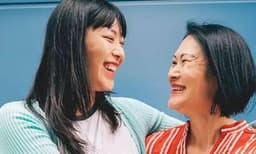 ജോലി രാജിവച്ച് മുഴുവന്‍ സമയവും അച്ഛനും, അമ്മയ്ക്കുമൊപ്പം കഴിയുന്ന മകള്‍. പകരം 46,000 രൂപ മാതാപിതാക്കള്‍ നല്‍കും
