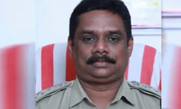 പോക്സോ കേസ് പ്രതിയെ ലൈംഗികമായി പീഡിപ്പിച്ച സിഐക്ക് പിരിച്ചുവിടൽ നോട്ടീസ്