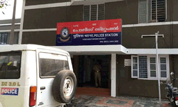 ദർശനത്തിനെത്തിയ ഭക്തയോട് മോശം പെരുമാറ്റം: പത്മനാഭസ്വാമി ക്ഷേത്രത്തിലെ ജീവനക്കാരനെതിരെ കേസ്