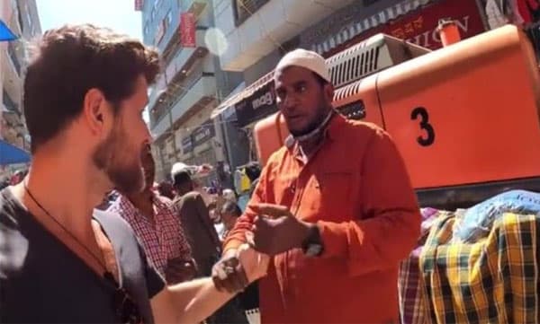 വ്‌ളോഗ് ചെയ്യുന്നതിനിടെ ഡച്ച് യൂട്യൂബര്‍ ബെംഗളൂരുവില്‍ മര്‍ദ്ദനത്തിന് ഇരയായി 

