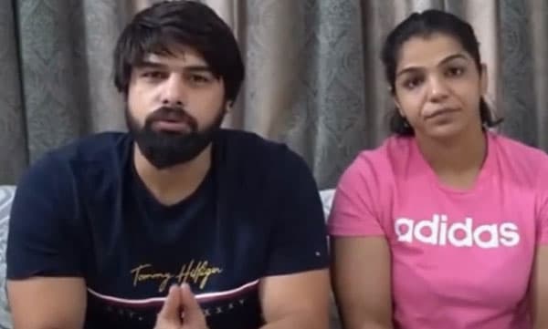 പ്രായപൂര്‍ത്തിയാകാത്ത പെണ്‍കുട്ടി മൊഴി മാറ്റിയത് ഭീഷണി മൂലം, കുടുംബം കടുത്ത സമ്മര്‍ദത്തില്‍; സാക്ഷി മാലിക്


