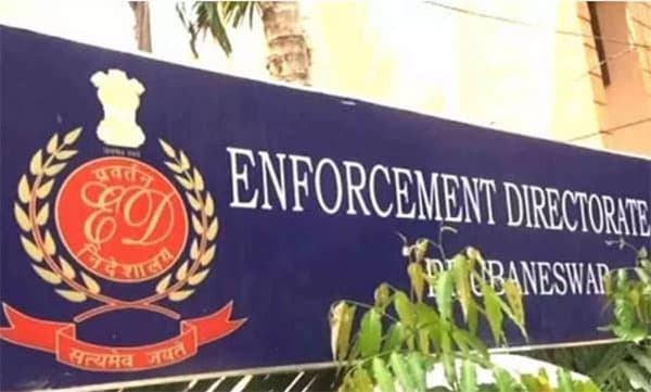 കേരളത്തില്‍ റെയ്ഡ്: 15 രാജ്യങ്ങളിലെ കറന്‍സികളും രേഖകളില്ലാത്ത 1.4 കോടി രൂപയും പിടിച്ചെടുത്തതായി ഇ.ഡി