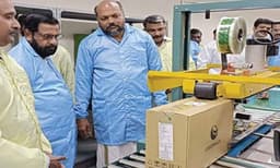 കേരളത്തിന്റെ സ്വന്തം ലാപ്‌ടോപ്പ് കമ്പനി കൊക്കോണിക്‌സ് തിരിച്ചുവരവിലേക്ക്‌
