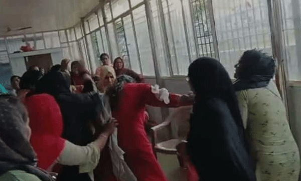 തിരുവനന്തപുരത്ത് കുടുംബശ്രീ അംഗങ്ങള്‍ തമ്മില്‍ കൂട്ടത്തല്ല്