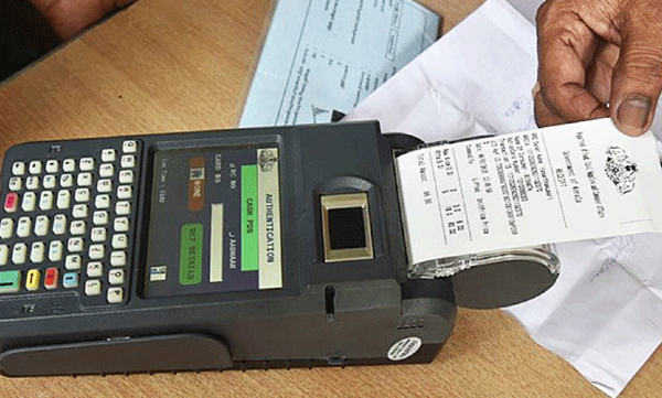 ‘ഇപ്പോള്‍ ശരിയാകും... എപ്പോഴാണോ ശരിയാകുന്നത്?’ വീണ്ടും പണിമുടക്കി ഇ പോസ് മെഷീനുകൾ; റേഷൻ വിതരണം അവതാളത്തിൽ
