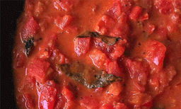 അനുവാദമില്ലാതെ ഭര്‍ത്താവ് തക്കാളി എടുത്തു കറിവെച്ചു: ഒടുവില്‍ ഭാര്യ ചെയ്തത് 