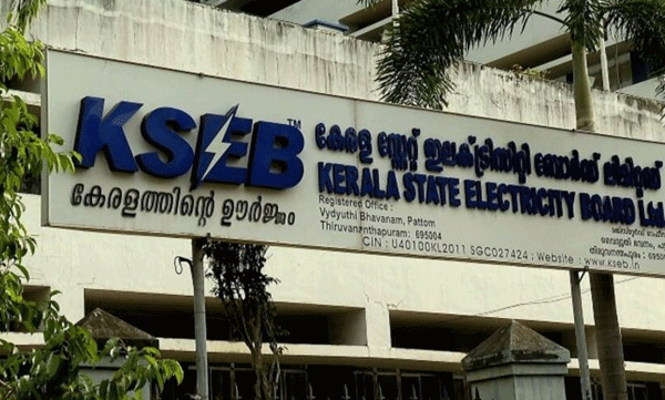 ഉപഭോക്താക്കളില്‍ അധിക തുക ഈടാക്കാനൊരുങ്ങുന്നുവെന്ന പ്രചരണം തെറ്റ്; കെ.എസ്.ഇ.ബി