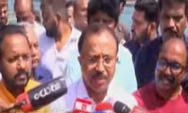 മുതലപ്പൊഴിയില്‍ കേന്ദ്രസംഘമെത്തി; ശാശ്വത പരിഹാരമുണ്ടാക്കാന്‍ ശ്രമമെന്ന് വി.മുരളീധരന്‍