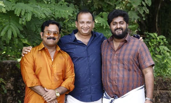 Aju Varghese, Dhyan Sreenivasan, Producer Murali Kunnampurath (Image Source: Facebook)