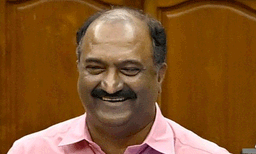 മുണ്ടു മുറുക്കിയുടു​ക്കുമ്പോള്‍ അധികചെലവുമായി ഓണമെത്തുന്നു ; കേരളത്തിന് ഉത്സവക്കാലം കടത്തിവിടാന്‍ 8000 കോടിയെങ്കിലൂം വേണം 