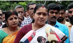 കോഴിക്കോട് പരിപാടിയില്‍ ബിജെപി നേതാവ് ശോഭ സുരേന്ദ്രനെ പങ്കെടുപ്പിക്കുന്നതിനെ ചൊല്ലി  തര്‍ക്കം
