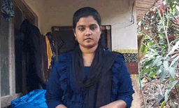 പരിശീലനം നേടി എഴുതിയപ്പോള്‍ കിട്ടിയില്ല, വീട്ടിലിരുന്ന് പഠിച്ചപ്പോള്‍ മികച്ചവിജയം; തോട്ടം മേഖലയില്‍ നിന്നുള്ള വിദ്യാര്‍ത്ഥിനി ആന്‍സിയ്ക്ക് നീറ്റ് പരീക്ഷയില്‍ കേരള വിഭാഗത്തില്‍ ഒമ്പതാം റാങ്ക്