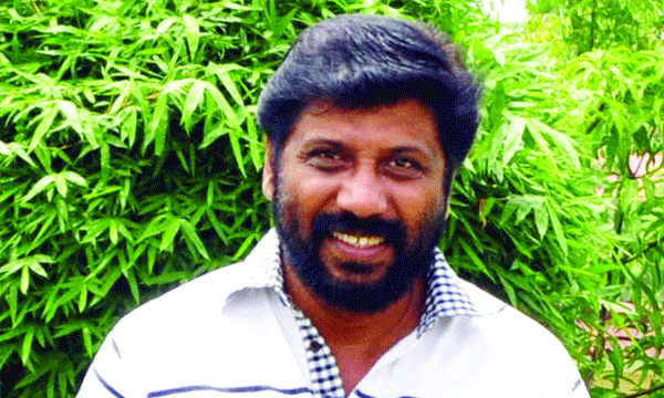 ഫാസിലിനോട് കഥപറയാന്‍ പോയി, പിന്നെ ഹിറ്റ് സിനിമക്കാരനായി ; മയൂരയിലെ 105-ാം ഭാഗ്യമുറിയില്‍ ഇരട്ടകളുടെ കളിചിരിയില്‍ പിറന്നത് മലയാളം കണ്ടിട്ടുള്ള വമ്പന്‍ ഹിറ്റുകള്‍...!!