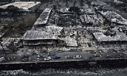 മൗയിയിൽ കാട്ടുതീയിൽ മരിച്ചവരുടെ എണ്ണം 53 ആയി; പലരും ജീവരക്ഷാര്‍ത്ഥം പസഫിക് സമുദ്രത്തിലേക്ക് എടുത്തുചാടി​െ​യന്ന്  റിപ്പോർട്ടുകൾ