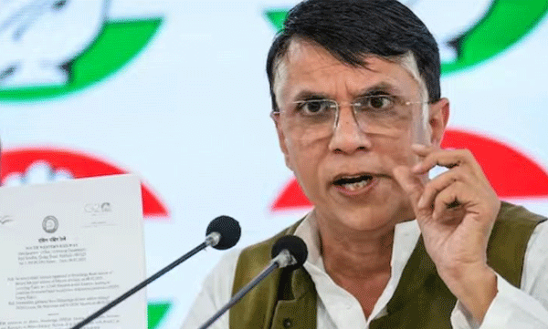 ഗുജറാത്തിൽ ചൈനീസ് പൗരൻ തട്ടിയത് 1400 കോടി ; ധവളപത്രം ഇറക്കണമെന്ന് കോൺഗ്രസ്