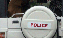  ഷോറൂമിൽനിന്ന് ആദ്യം കെടിഎം   ബൈക്ക്  മോഷ്ണം ; പിന്നീട്  പെട്രോളും​‍;  യുവാവിനെ   നാട്ടുകാർ പിടികൂടി  