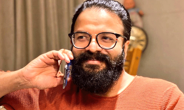 ഓണത്തിന് കര്‍ഷകരുടെ പ്രശ്‌നങ്ങളും വിഷം കഴിക്കുന്ന മലയാളിയുടെ പ്രശ്‌നവും പറഞ്ഞ് ജയസൂര്യ ; മന്ത്രിമാര്‍ വേദിയിലിരിക്കെ സര്‍ക്കാരിന് രൂക്ഷ വിമര്‍ശനം ; സൂപ്പറെന്ന് സോഷ്യല്‍ മീഡിയ