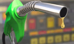 വിലയില്‍ 6-7 രൂപ വ്യത്യാസം, സര്‍ക്കാരിനു ഭീമ നഷ്ടമുണ്ടാക്കി വന്‍ നികുതിവെട്ടിപ്പ് ; ഹാര്‍ബറുകളിലെ സ്വകാര്യ പമ്പുകളില്‍ മംഗലാപുരം, മാഹി ഡീസല്‍ വ്യാപകം ;  ഉദ്യോഗസ്ഥരും കണ്ണടയ്ക്കുന്നു