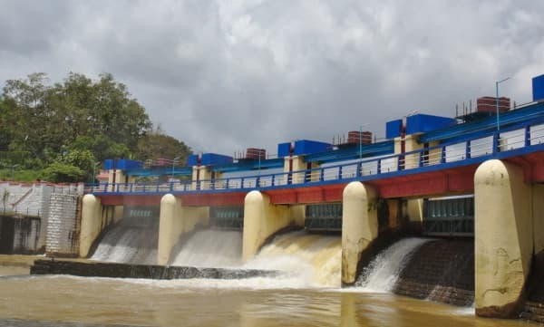 അരുവിക്കര അണക്കെട്ടിന്റെ രണ്ട് ഷട്ടറുകള്‍ ഉയര്‍ത്തും; ജാഗ്രതാ നിര്‍ദേശം

