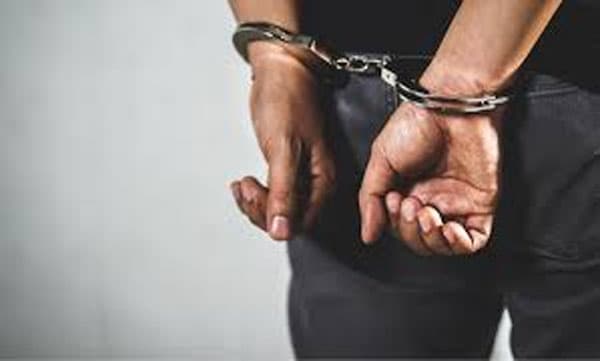 ലൈംഗികാതിക്രമ കേസ്: ഡോ.മനോജിന്റെ അറസ്റ്റ് എറണാകുളം ജില്ലാ സെഷന്‍സ് കോടതി തടഞ്ഞു