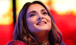 കന്നട നടിയും കോണ്‍ഗ്രസ് നേതാവുമായ ദിവ്യാസ്പന്ദന മരിച്ചതായി വ്യാജപ്രചരണം ; ജീവനോടെയുള്ള നടി ജനീവയില്‍ ടൂറില്‍