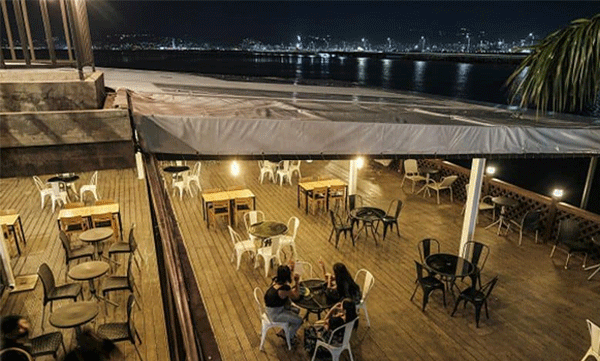 ഇനി അവരും ഓര്‍ഡര്‍ ചെയ്യട്ടേ..: കാഴ്ചശേഷി ഇല്ലാത്തവര്‍ക്കായി ബ്രെയ്‌ലി ലിപിയില്‍ മെനു കാര്‍ഡ് ഒരുക്കി ഒരു റെസ്‌റ്റോറന്റ് 

