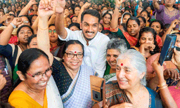 പുതുപ്പള്ളിയില്‍ ജെയ്ക്കിന് ഹാട്രിക് തോല്‍വി; പിതാവിന് പിന്നാലെ പുത്രനോടും തോറ്റതിന്റെ റെക്കോഡും. സ്വന്തം പഞ്ചായത്തിലും തിളങ്ങിയില്ല, സമ്പൂര്‍ണ്ണമായി തകര്‍ന്ന് എല്‍ഡിഎഫ്