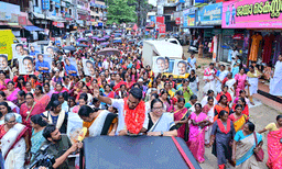 ഭരണവിരുദ്ധ വികാരം പ്രതിഫലിച്ചോ? ഇടതുപക്ഷത്തിന് നഷ്ടമായത് 12,000 വോട്ടുകള്‍, ബിജെപിയ്ക്ക് 5000 ; പുതുപ്പള്ളിയില്‍ വോട്ടുമറിച്ചത് ആര് ? 