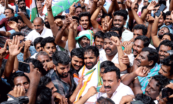 പുതുപ്പള്ളിയില്‍ സിപിഎം പറഞ്ഞ 'വികസനപ്രശ്‌നം'ഏശിയില്ല; ആഞ്ഞടിച്ചത് സര്‍ക്കാര്‍വിരുദ്ധ വികാരം 