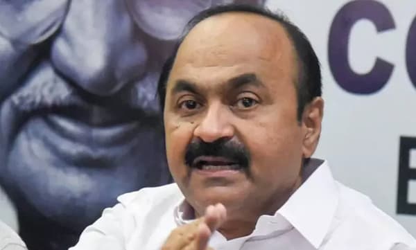 പുതുപ്പള്ളിയിൽ വിജയിച്ചത് ടീം യുഡിഎഫ്, കേരളം ഭരിക്കുന്നത് പിണറായി വിജയനല്ല; വി.ഡി സതീശൻ