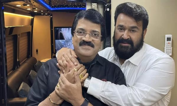 photo: www.facebook.com/mgsreekumarofficial