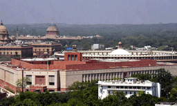 ഇന്നു പുതിയ പാര്‍ലമെന്റ് മന്ദിരത്തിലേക്ക്...; പഴയ കെട്ടിടം പൊളിക്കില്ല, പുന:ക്രമീകരിക്കും