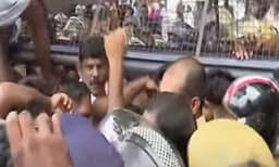 സോളാര്‍ ഗൂഢാലോചന: ഗണേഷ്‌കുമാര്‍ എംഎല്‍എയുടെ ഓഫീസിലേക്ക് യുഡിഎഫ് മാര്‍ച്ച്