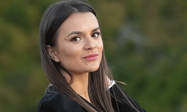 യുകെയിലെയും യൂറോപ്പിലെയും രഹസ്യ വിവരം കൈമാറി ;  ലണ്ടനിലെ ബള്‍ഗേറിയന്‍സുന്ദരിയായ ബ്യൂട്ടീഷ്യന്‍ റഷ്യയിലെ നിഗൂഡ ചാരസുന്ദരി...!!