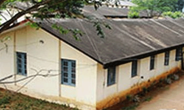 ഓണാവധിയ്ക്ക് ഐ.ടി.ഐ. കോളജില്‍ നിന്നും പഠനത്തിനുപയോഗിക്കുന്ന യന്ത്ര സാമഗ്രഹികള്‍ മോഷ്ടിച്ചു കടത്തി; ആക്രിക്കാരനും വിദ്യാര്‍ത്ഥികളും അറസ്റ്റില്‍ ; വിറ്റത് ഏഴരലക്ഷം രൂപയുടെ സാധനം 