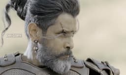 ‘സൂര്യപുത്രന്‍ കര്‍ണന്‍ റോളിങ് സൂണ്‍’- വിക്രത്തിന്റെ ചിത്രവും ചിത്രീകരണവിശേഷങ്ങളും പങ്കിട്ട് സംവിധായകന്‍ ആര്‍എസ് വിമല്‍