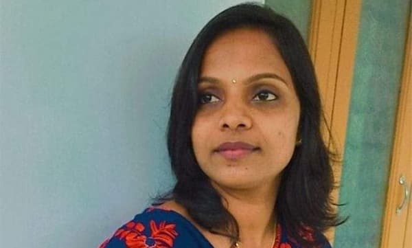 ആഗോള മലയാളി നേഴ്സ്സസ് അസോസിയേഷന്റെ റൈസിംഗ് സ്റ്റാർ പുരസ്‌കാരം കോതമംഗലം സ്വദേശിനിക്ക്
