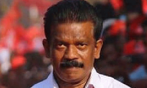 ദേവസ്വം മന്ത്രിയുടെ വാഹനം തടഞ്ഞുനിര്‍ത്തി ; ആവശ്യങ്ങള്‍ നിരത്തി അട്ടത്തോട് ട്രൈബല്‍ കോളനി നിവാസികള്‍