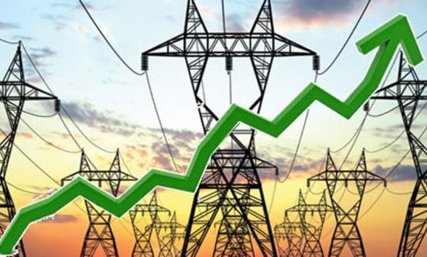 വൈദ്യുതി നിരക്ക് ഇപ്പോള്‍ കൂടില്ല; അടുത്ത മാസവും പഴയ നിരക്കെന്ന് റെഗുലേറ്ററി കമ്മീഷന്‍